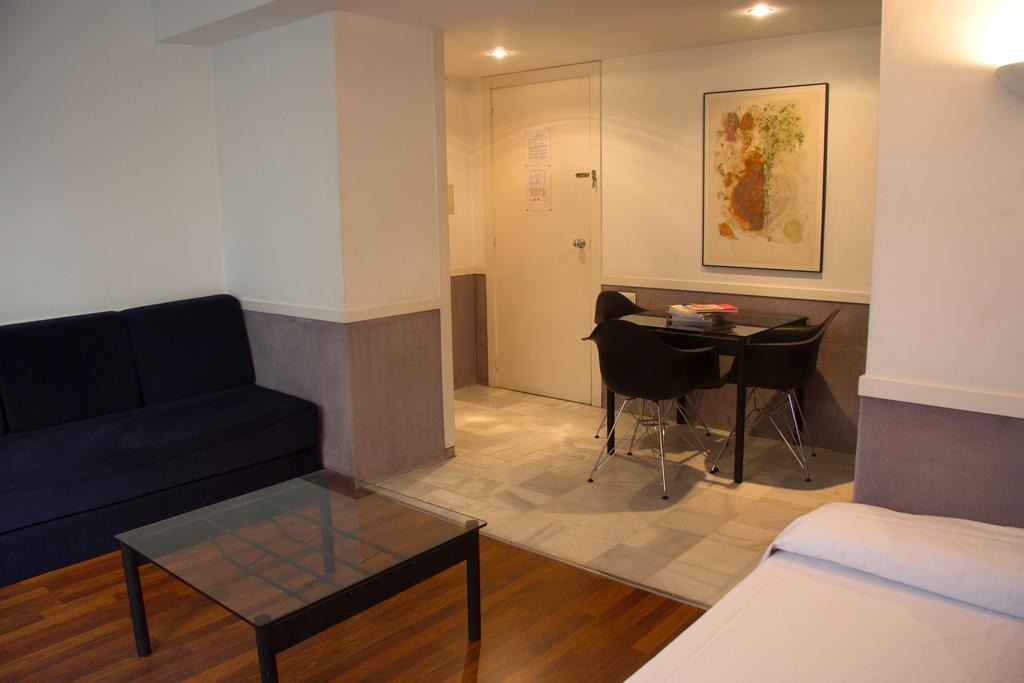 Apartamentos Descartes Barcelona Exterior foto
