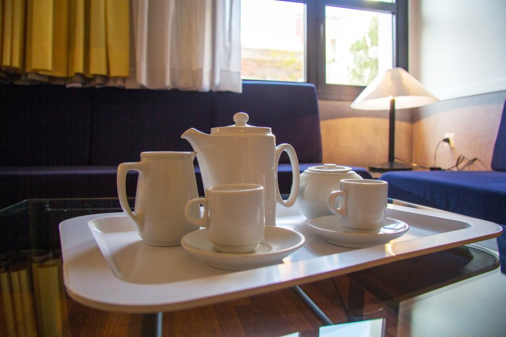 Apartamentos Descartes Barcelona Exterior foto