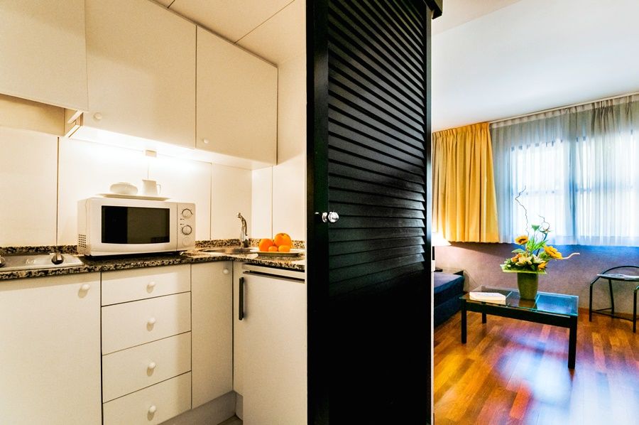 Apartamentos Descartes Barcelona Exterior foto