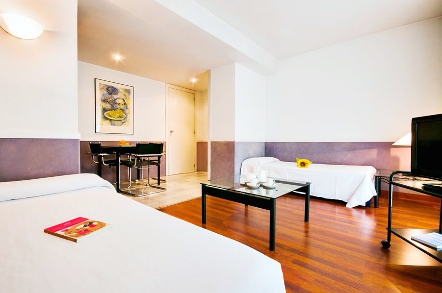 Apartamentos Descartes Barcelona Exterior foto