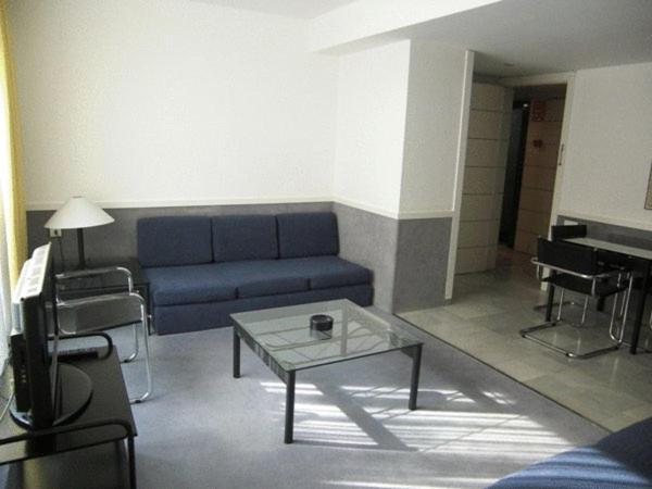 Apartamentos Descartes Barcelona Zimmer foto